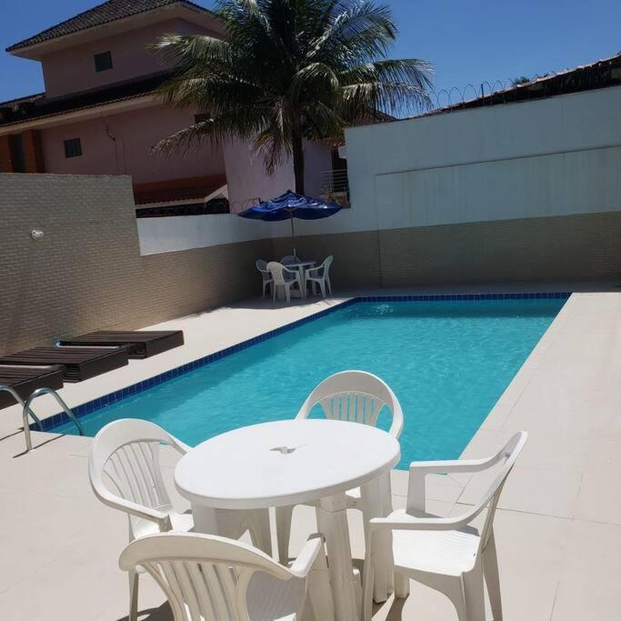 Apto No Jd Indaia Com Piscina A 300m Da