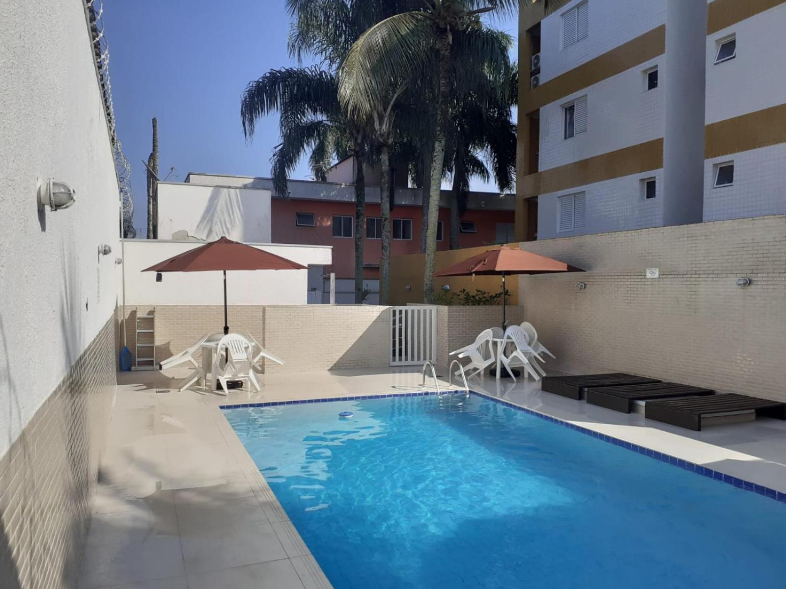 Apto No Jd Indaia Com Piscina A 300m Da Bertioga